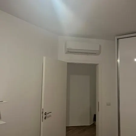 Apartament Aryet's Shëngjin